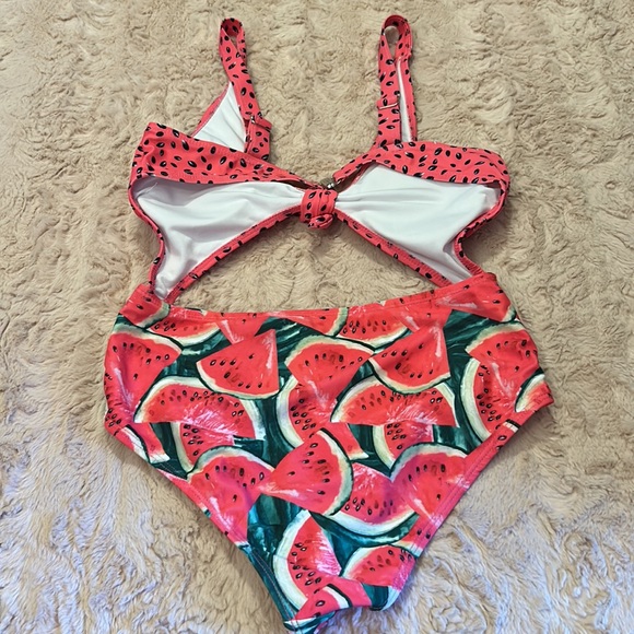 One-piece swimsuit with watermelon print size M • SHEIN - Picture 7 of 9